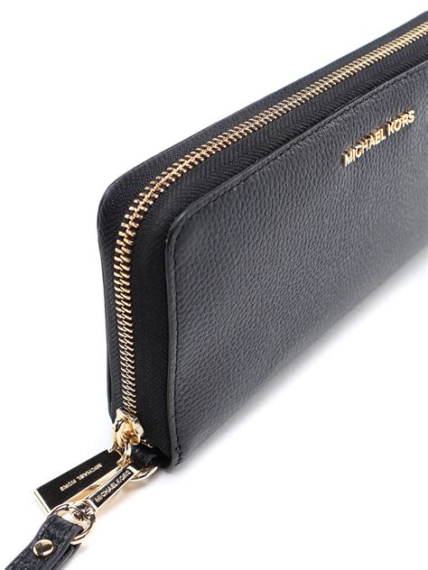 view larger image michael kors jet set travel continental wallet|michael kors travel continental wallet.